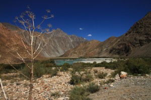 Hinter Khorog hinein in  den Zentralpamir